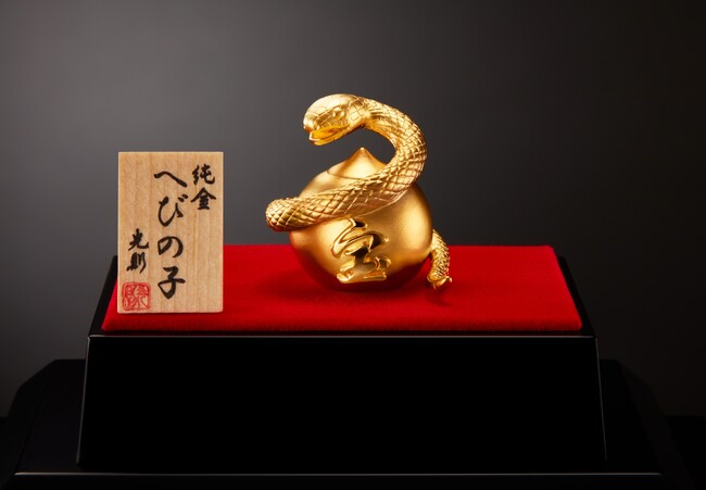 中国古美術・古い純銅・純手作り・宝石をモザイク招財蛇の飾り ・書道品・風水開運 中国古美術・古い純銅・純手作り・宝石をモザイク招財蛇の飾り ・書道