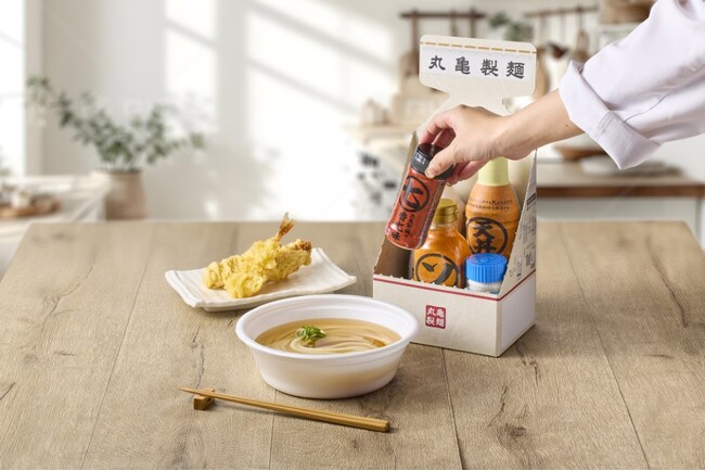 うどんや天ぷらとの相性を考えたオリジナル※1「丸亀製麺 調味料五種
