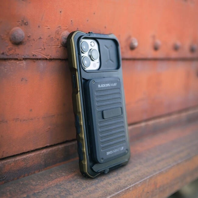 エレメントケース（ELEMENT CASE）から、軍事規格の装甲性能を持つiPhoneケース「Black Ops iPhone Case」が発売。  (2022年9月9日) - エキサイトニュース