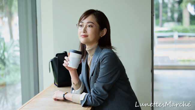 レンズの厚みが気になる”メガネユーザーの悩みを解決「ルネット