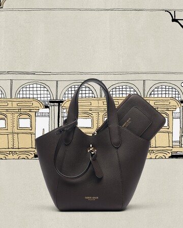 専用　試用のみ　ほぼ新品　約30万円　ジョルジオアルマーニ　レザー トートバッグ ジョルジオ アルマーニ】 静けさの中に美しさを宿すジョルジオ