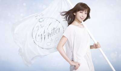 透明感”のある30代の代表 持田香織さんが美白化粧品CMに“初登場” ～CM