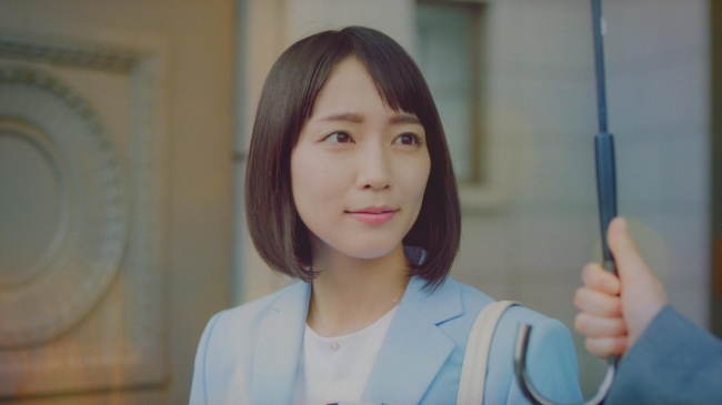いま 人気急上昇中の女優 吉岡里帆さんの新cmが公開 ピュアな吉岡さんの 色々 な表情と美しい色素材の融合に注目 2016年10月5日 エキサイトニュース 6 6