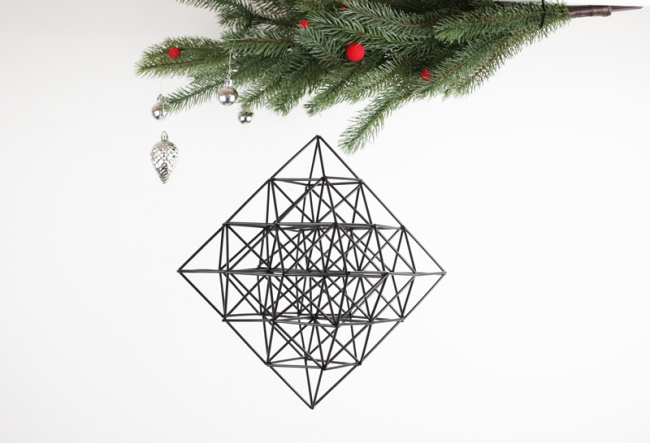 フィンランドの伝統的オーナメント ヒンメリ の販売を開始 ワークショップの開催やウィンドウ装飾 ディスプレイも受付 16年11月17日 エキサイトニュース