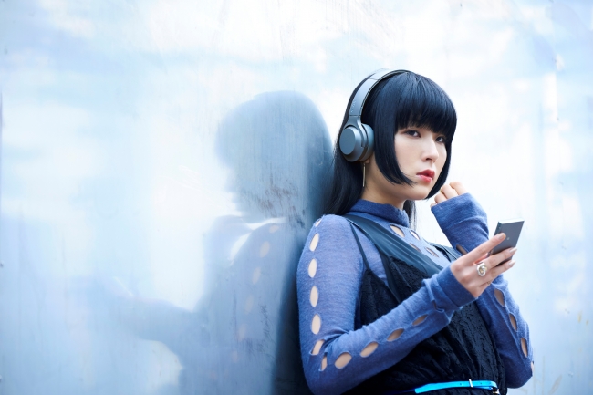 次世代ラップシンガー Daoko ソニーワイヤレスヘッドホン H Ear シリーズ コラボミュージックビデオ 10月31日 火 公開 17年10月30日 エキサイトニュース