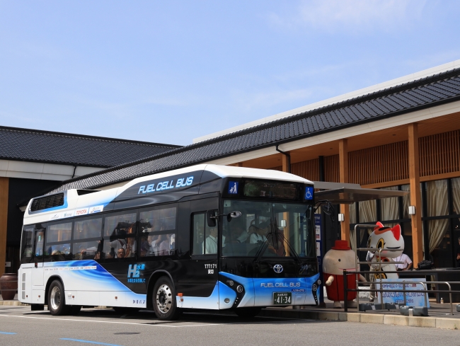 セントレア イオンモール常滑間無料シャトルバスに燃料電池バスを導入 19年6月27日 エキサイトニュース