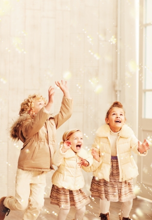 寒い冬から子供達を優しく守る コムサ フィユの ポカポカ ダウンコート 19年11月22日 エキサイトニュース