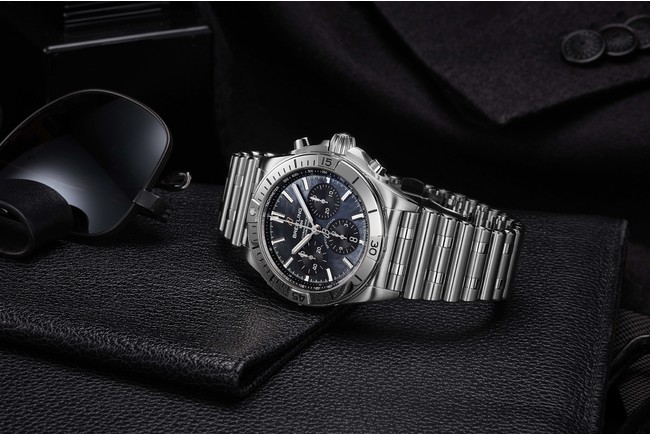 クロノマット B01 42にブラック マザー オブ パールを配した日本限定モデルが登場 21年6月2日 エキサイトニュース