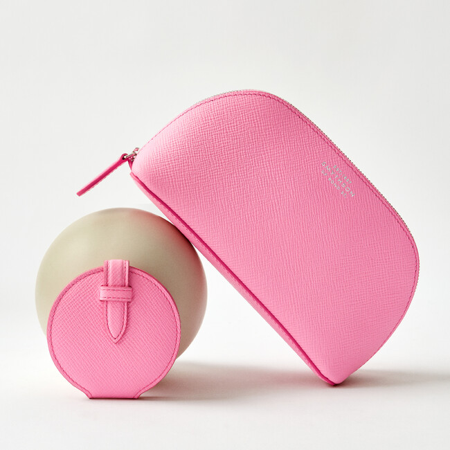 SMYTHSON】シーズンを彩る新色〈Flamingo（フラミンゴ