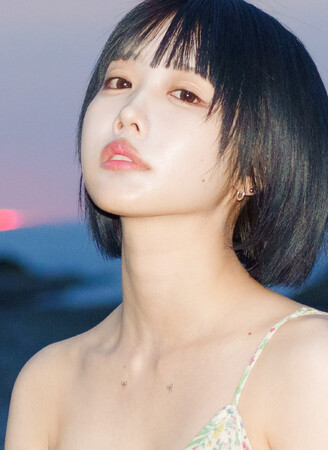 絶対的存在 “あのちゃん” 5年ぶり待望の写真集 『あの写真集 あの在処