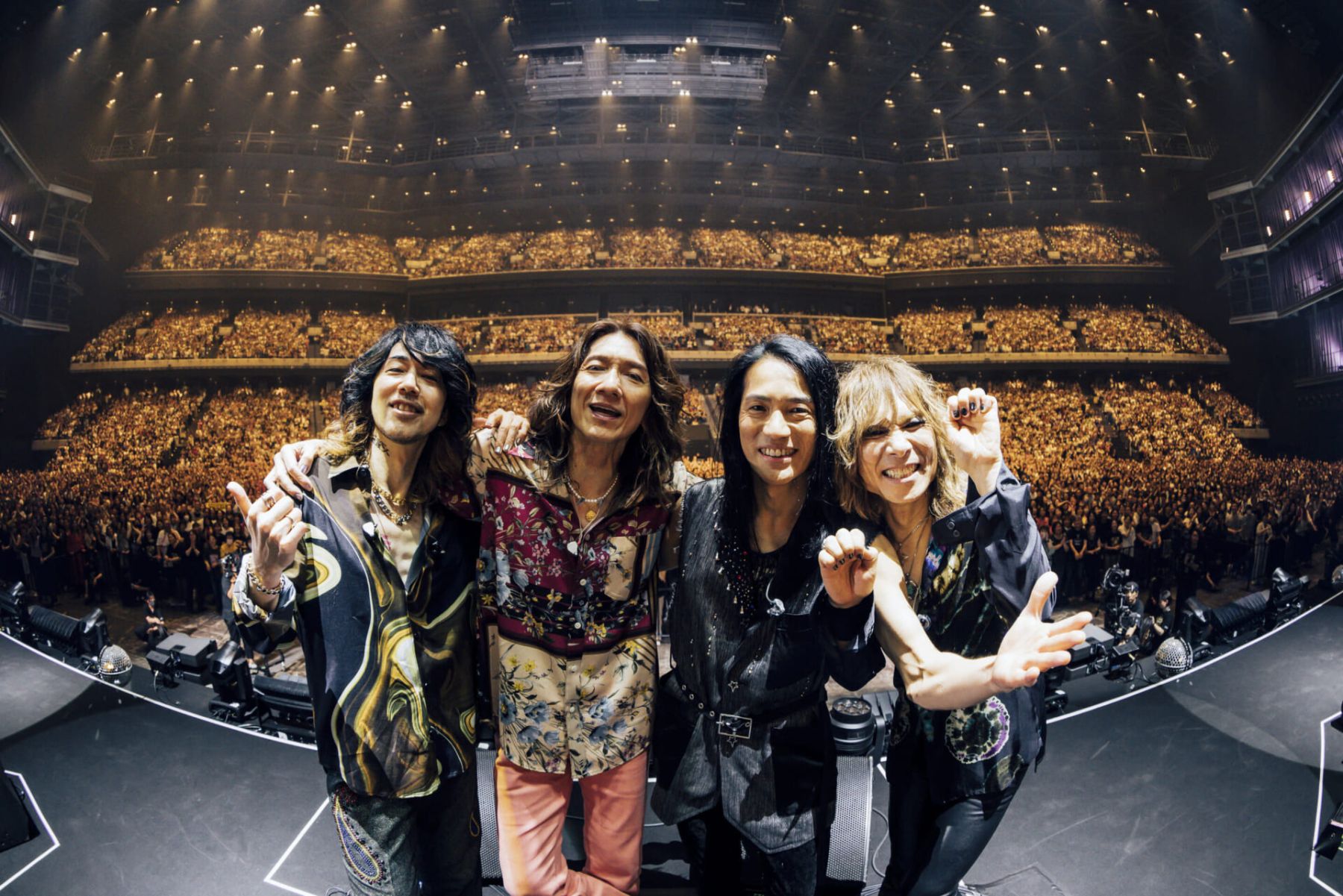 【販売終了商品】「THE YELLOW MONKEY IMMORTAL」写真集 THE YELLOW MONKEYのツアー写真集 “IMMORTAL”が発売 - エキサイトニュース