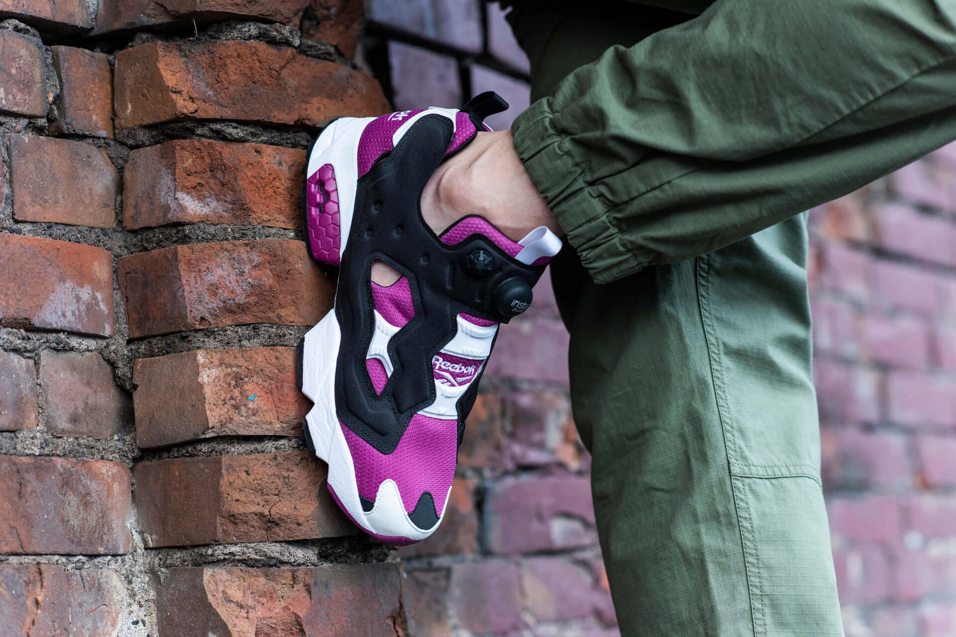 INSTAPUMP FURY」の95年人気カラー“パープル”が復刻｜SNSに投稿するとリーボック豪華景品が当たる！ (2019年7月24日) -  エキサイトニュース