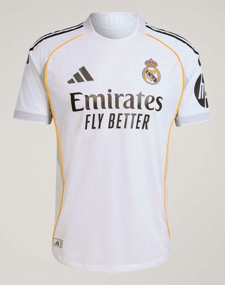 レアル・マドリーが2025-26新ユニフォームを発表！新監督の「現役時代