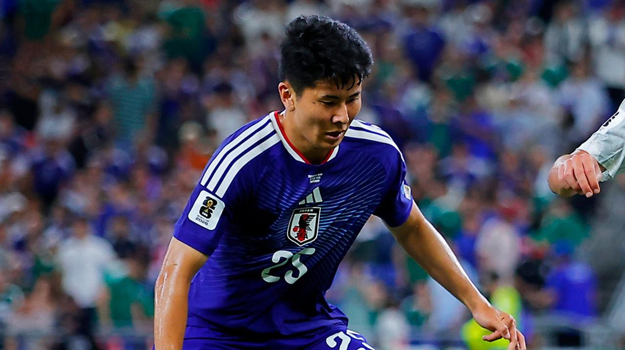 22歳日本代表新星、W杯初出場で仲良くユニフォーム交換！『激レアな 
