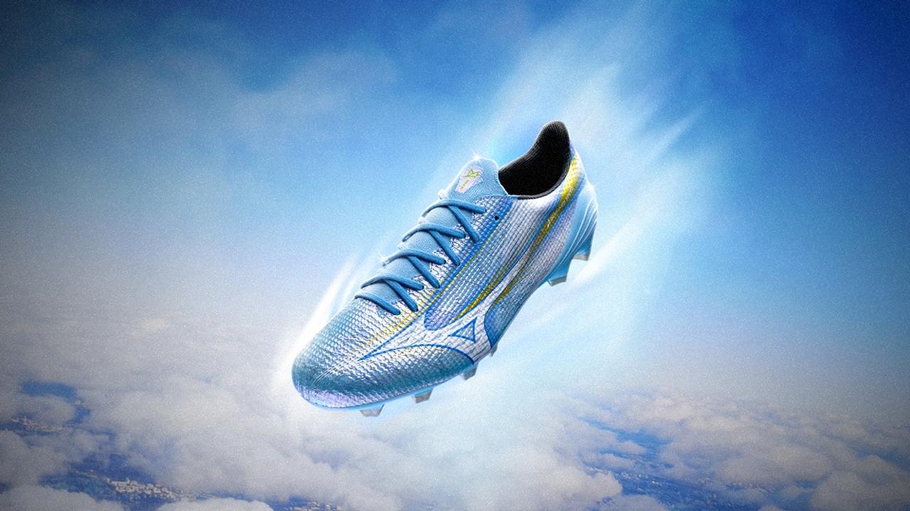 Mizuno ALPHA III PROTOTYPE（別注モデル） スピードを追求したミズノの最速スパイク「ミズノアルファ3」シリーズ