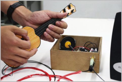 ダイソー おもちゃギター をエレキ仕様に改造 18年3月15日 エキサイトニュース