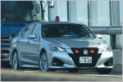 覆面パトカーと呼ばれる警察車両の正式名称は 21年11月12日 エキサイトニュース
