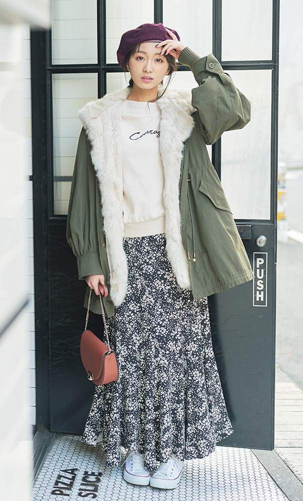 小花柄スカート ミリタリーコートで大人カジュアル 明日のコーデ ローリエプレス