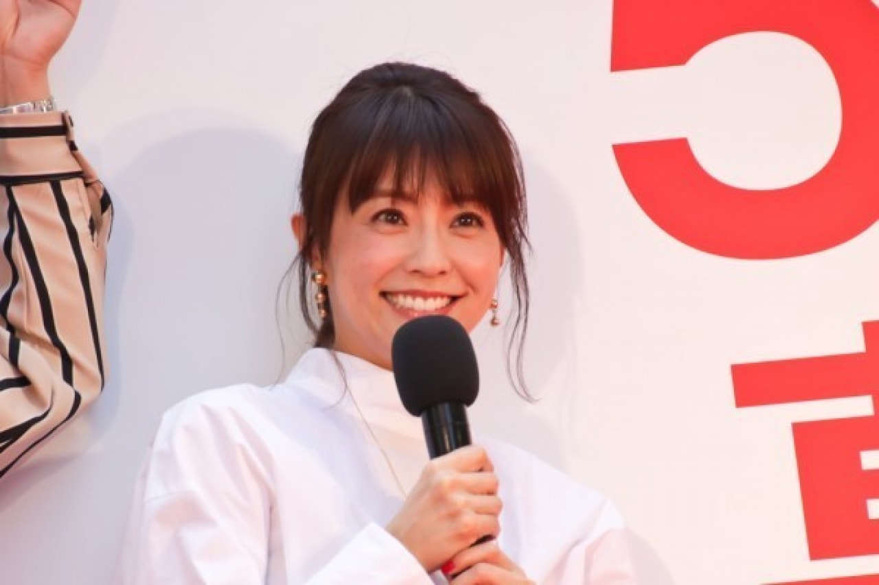 小林麻耶 夫婦のテレビ出演が減ったワケは 夫チョイスのコーデでアピール 年1月31日 エキサイトニュース