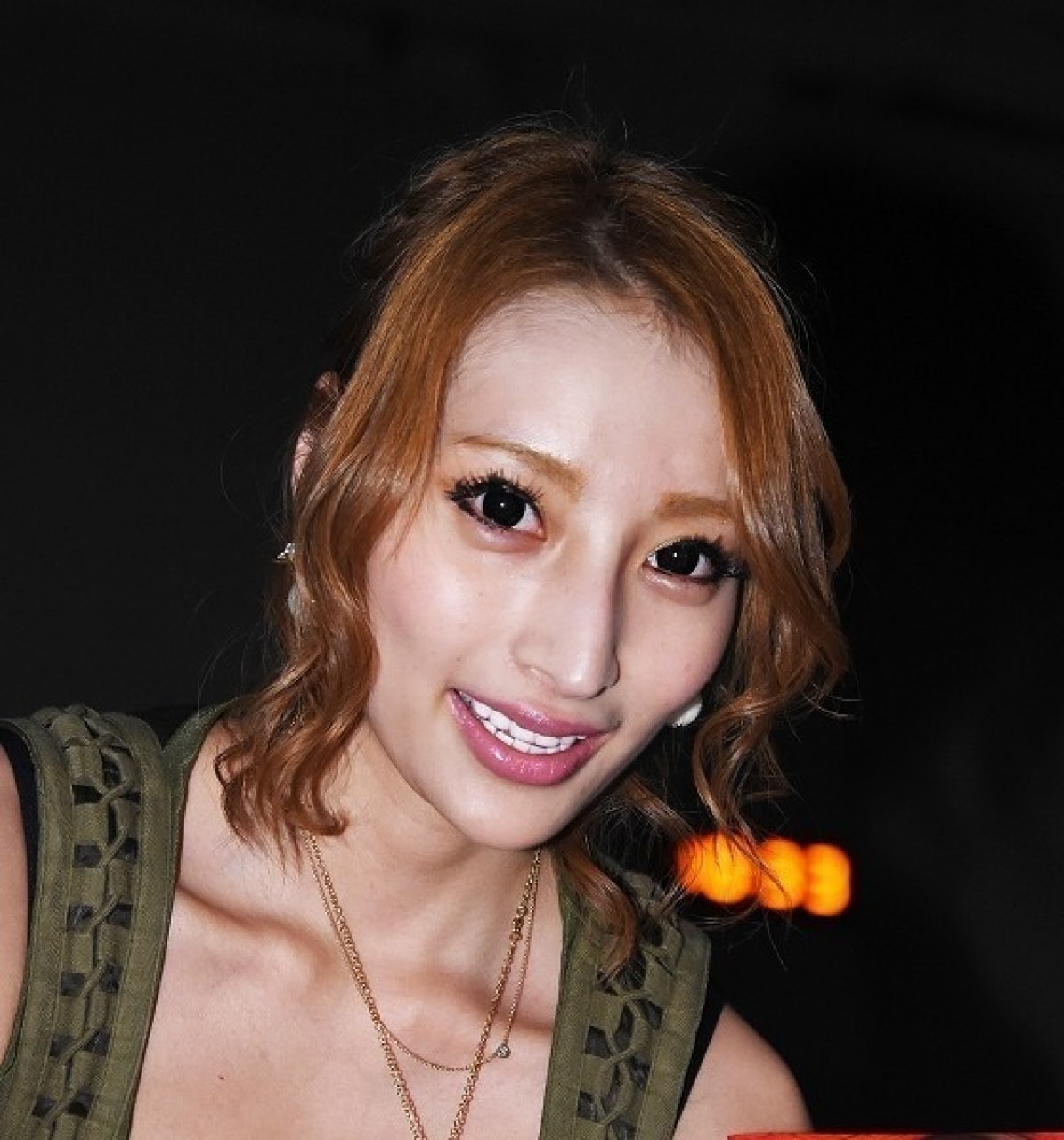 加藤紗里 子供の抱き方 産後の金髪に批判が集まる 注目度が落ちていたのにまたアンチが増えた 年5月19日 エキサイトニュース