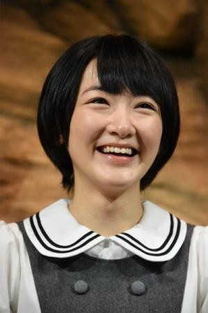 乃木坂46 生駒里奈 顎がコンプレックス 笑顔が汚い 15年10月27日 エキサイトニュース