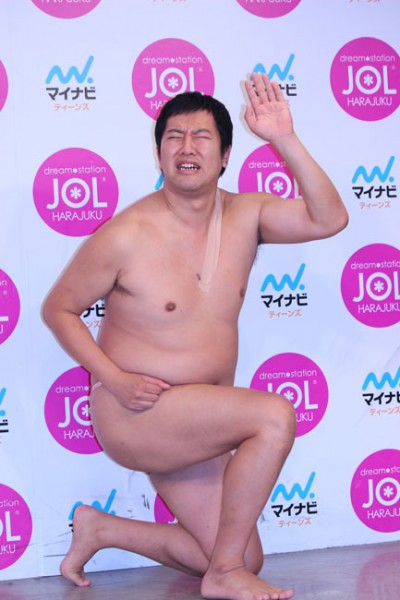 とにかく明るい安村 流行語大賞で 芸人1位を狙う と宣言 2015年11月13日 エキサイトニュース