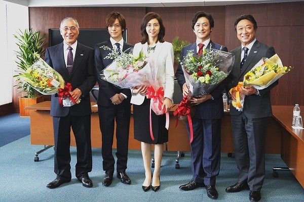 松嶋菜々子 3年ぶり連ドラ主演 営業部長 吉良奈津子 クランクアップを報告 16年9月21日 エキサイトニュース