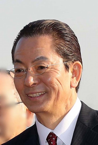 元相棒 成宮さんに対する 胸中 を封印した水谷豊 17年1月18日 エキサイトニュース