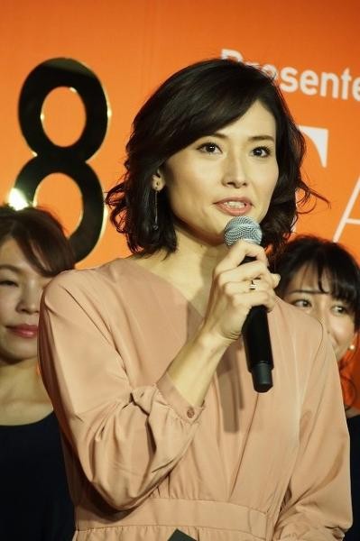 パワハラ疑惑の石崎徹議員がキューピッド 宮崎謙介 金子恵美夫妻の 庶民アピール の思惑は 19年7月29日 エキサイトニュース