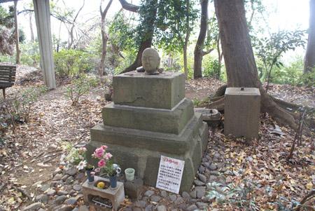 因縁の地の生首地蔵 道了堂 12年1月21日 エキサイトニュース