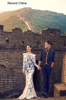 美人女優と結婚したf4ケン チュウ ロマンチックな結婚写真を公開 バリ島挙式も 中国 16年8月28日 エキサイトニュース
