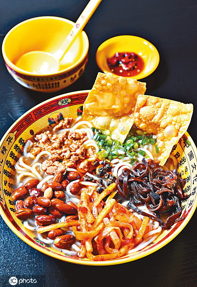 街角グルメのタニシ麺が日増しに人気 日常的な食習慣に 中国 21年9月30日 エキサイトニュース