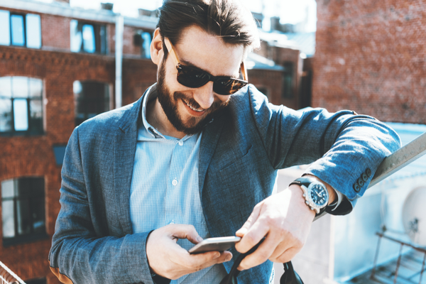 惚れちゃいます 意中の相手を落とす Line返信術 ローリエプレス