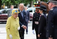 エリザベス女王、ロンドン警視庁新庁舎の開設式典に参加