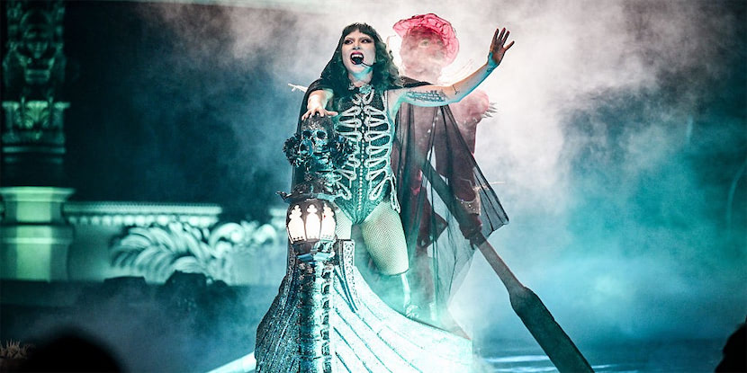 レディー・ガガ来日ツアー総括 愛と芸術で包み込んだ「The MAYHEM Ball