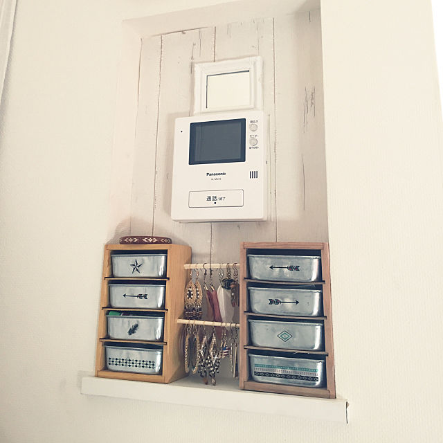 この壁のくぼみ使えます ハイセンスなニッチ収納のある家 ローリエプレス