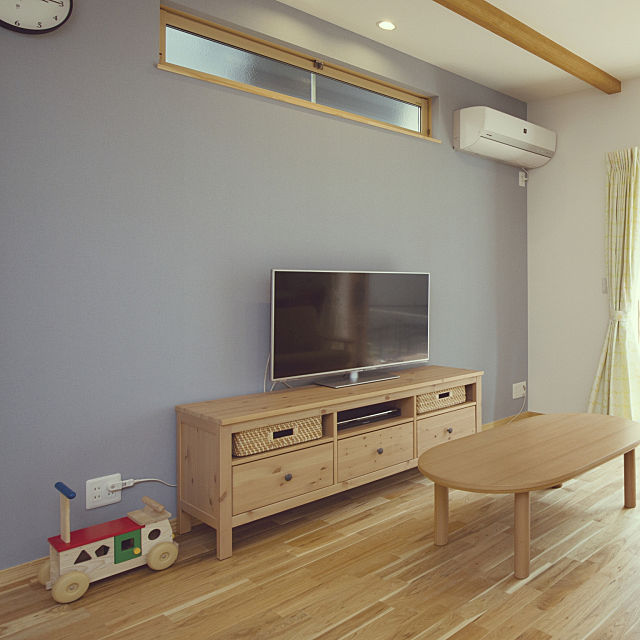 即決できる価格と魅力のデザイン Ikeaのtv台 Tvボード ローリエプレス