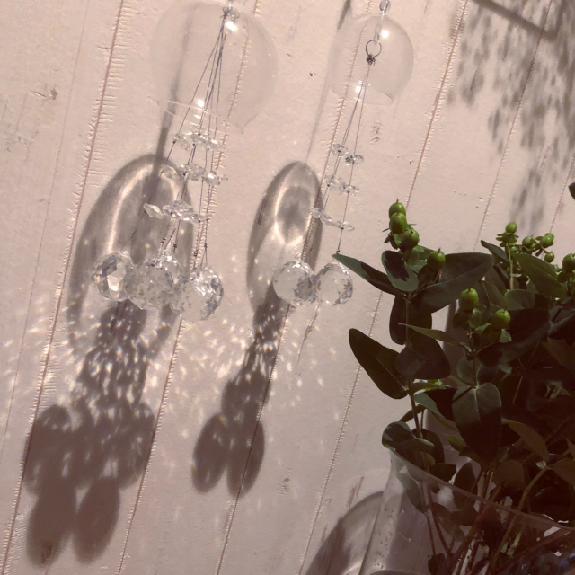 愛しい輝き 手作りのサンキャッチャーとステンドクラス ローリエプレス