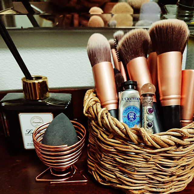 もっと美人になれちゃう ドレッサー周りの収納アイディア ローリエプレス