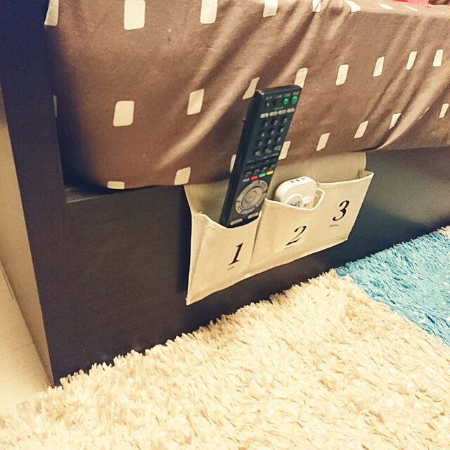 手軽に快適をゲットする 100均グッズでベッドまわりをコーディネート ローリエプレス