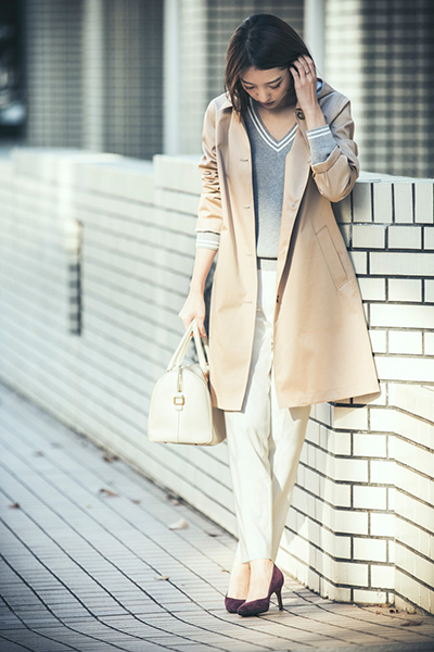 ユニクロの春トレンド 春のお仕事コーデに最適な ブロックテックコート ってどんなコート ローリエプレス