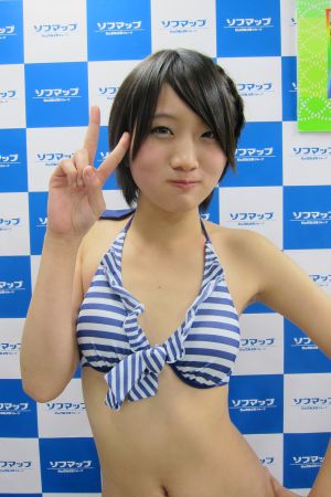 アイドルイベント 長身 微乳 ショートヘアでコアな人気を誇るｊｋアイドル 成瀬ななちゃん 12年12月27日 エキサイトニュース