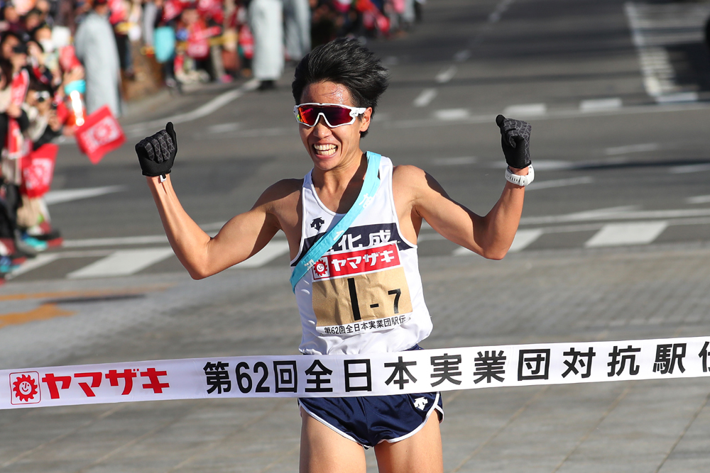 連覇の旭化成が再び 最強王者 の道をひた走るーーケニア人ランナーがもたらした意識改革とは 18年1月3日 エキサイトニュース