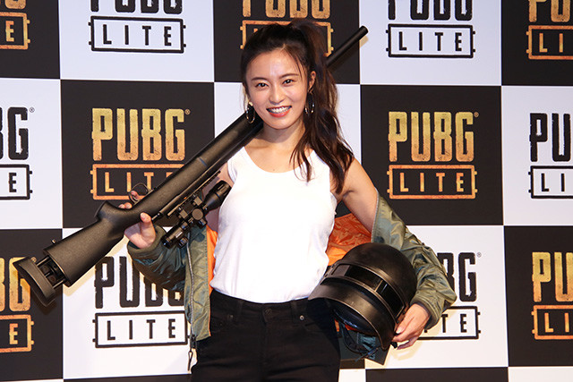 小島瑠璃子がコスプレ姿で ｐｕｂｇ ｌｉｔｅ イベント登場 芸能界サバイバルでは １０年生き残れたのが不思議 19年12月12日 エキサイトニュース