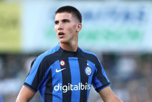 チェルシー インテルの19歳mf獲得に成功か 移籍金は最大で約27億円に 22年8月16日 エキサイトニュース