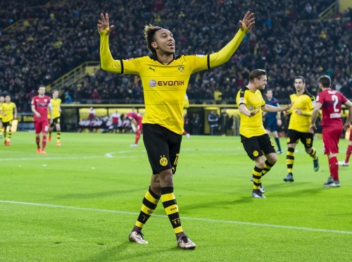 オーバメヤンが初のアフリカ年間最優秀選手に Y トゥーレは5年連続受賞逃す 16年1月8日 エキサイトニュース