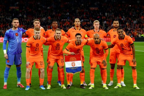 オランダ代表　ユニフォーム　デパイ　背番号10 オランダ代表がW杯を戦う背番号を発表…“エース”メンフィス・デパイが