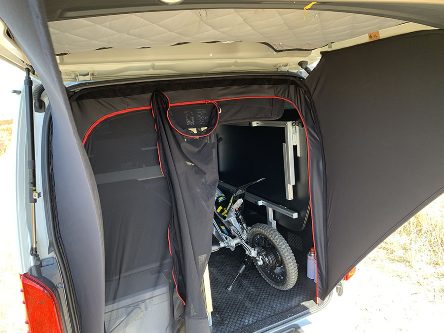 アイズ マルチシェード N-VAN用 前後 ウインドーバグネットセット 美品 アイズ マルチシェード N-VAN用 前後 ウインドーバグネット