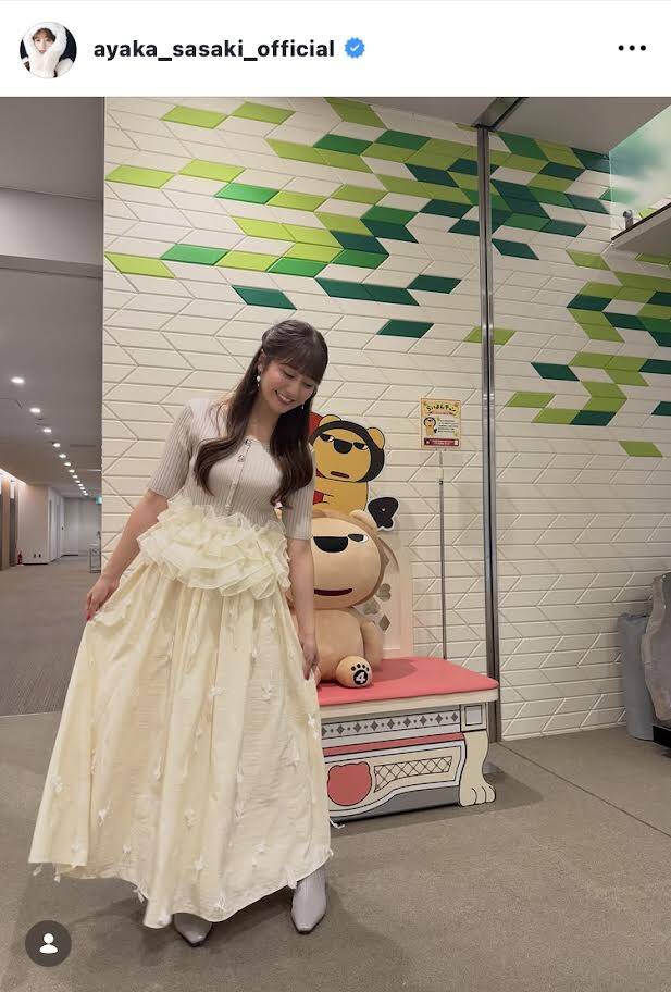 ももクロ・佐々木彩夏「秋っぽくてかわいい」「なんこのスカート ...