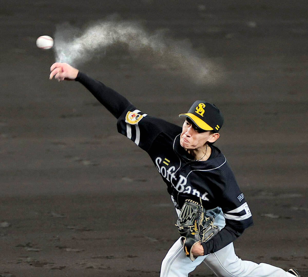 【選手実使用】ソフトバンクホークス 大津投手 直筆サイン入りゲーマージャケット 選手実使用】ソフトバンクホークス 大津投手 直筆サイン入り